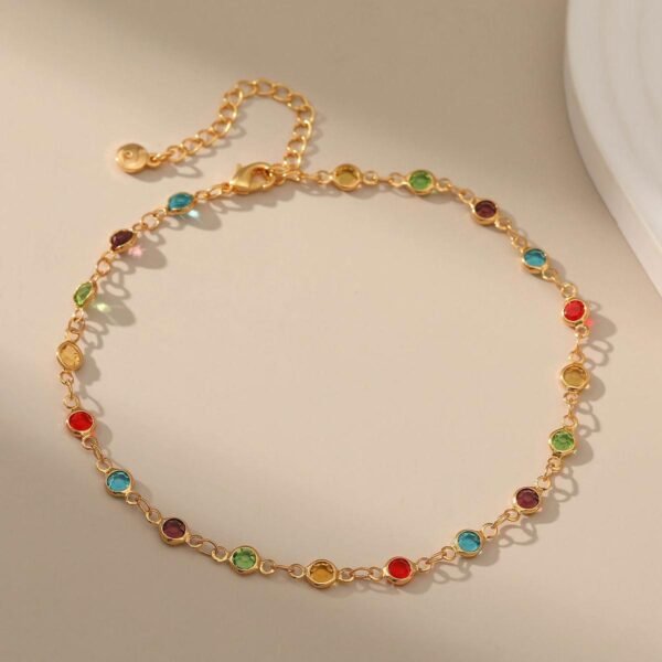 নূপুর পায়ে রিনিক ঝিনিক